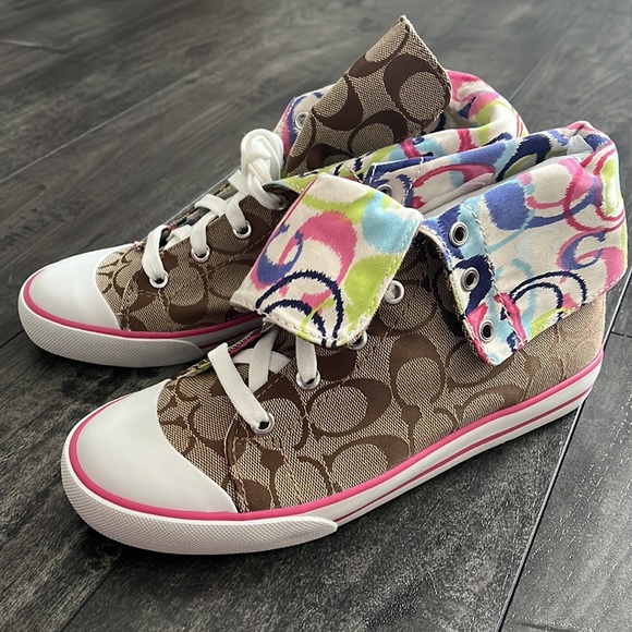 Coach Shoes - NWOT Coach Bonney Poppy IKAT Sneaker Women 7M